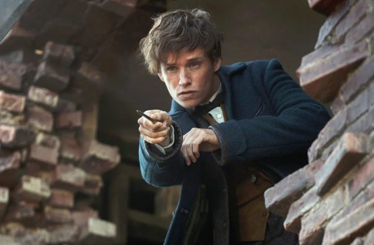 Eddie Redmayne Surprises Fans At The Harry Potter Studio Tour