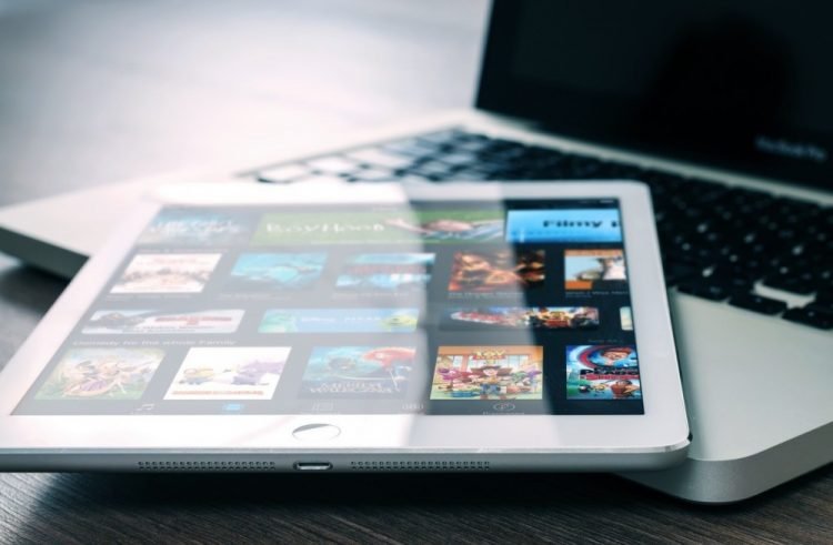 Turning Your Tablet into an Entertainment Center