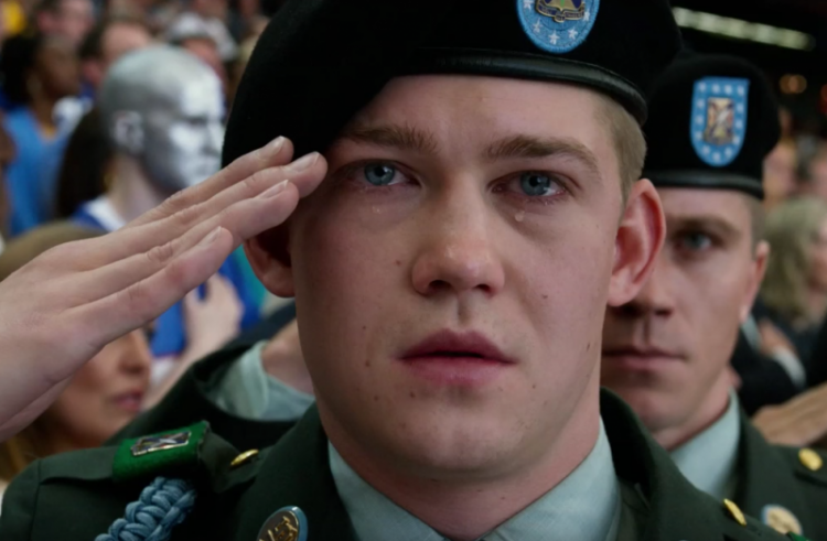 Billy Lynn’s Long Halftime Walk (2017) Review