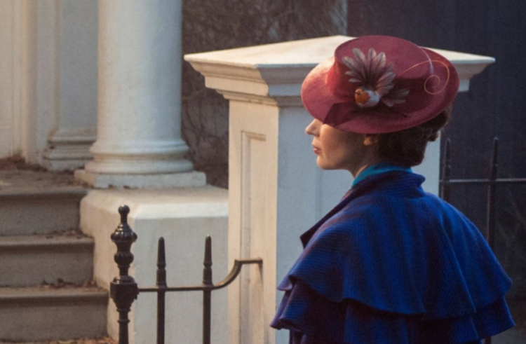 First Look At Emily Blunt In Mary Poppins Returns!