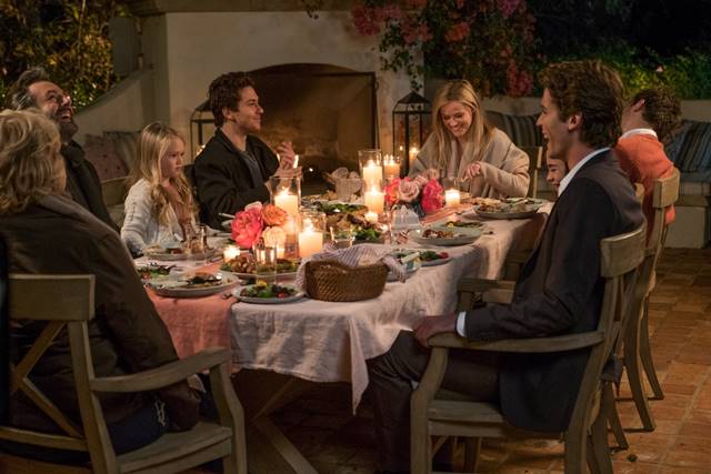 Reese Witherspoon Stars In The New Home Again Trailer