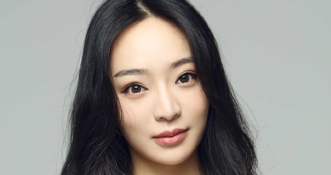 Kunjue Li Receives ‘Young Icon Award’ at BAFTA