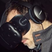 What VR Game Developers can Learn from the Entertainment Industry
