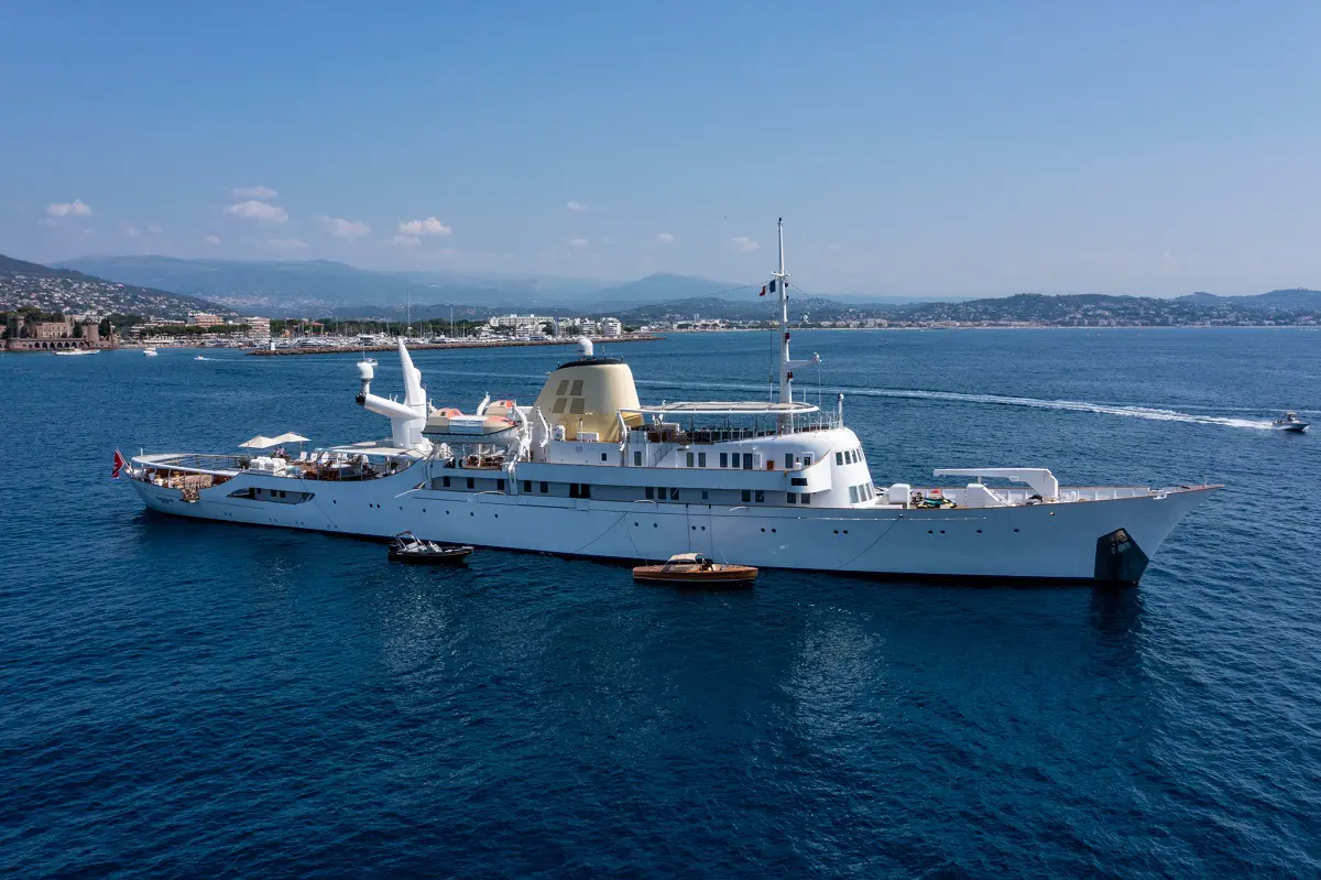 CHRISTINA O is one of the most recent yachts seen on TV.