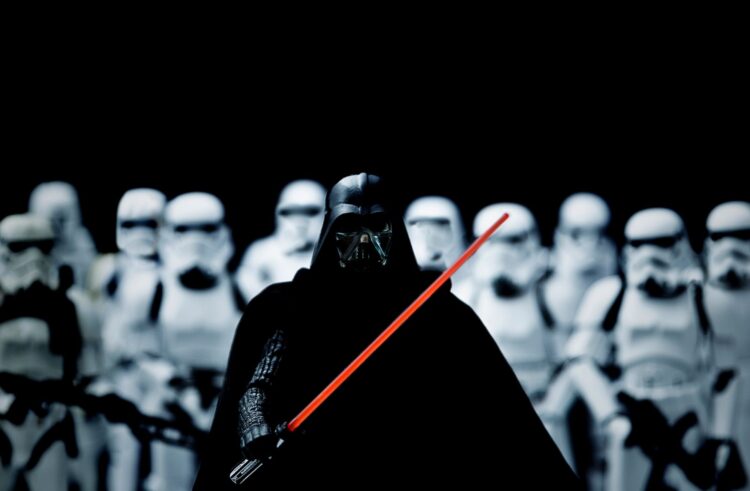 An Essential Guide To Buying Lightsabers With Your Friends