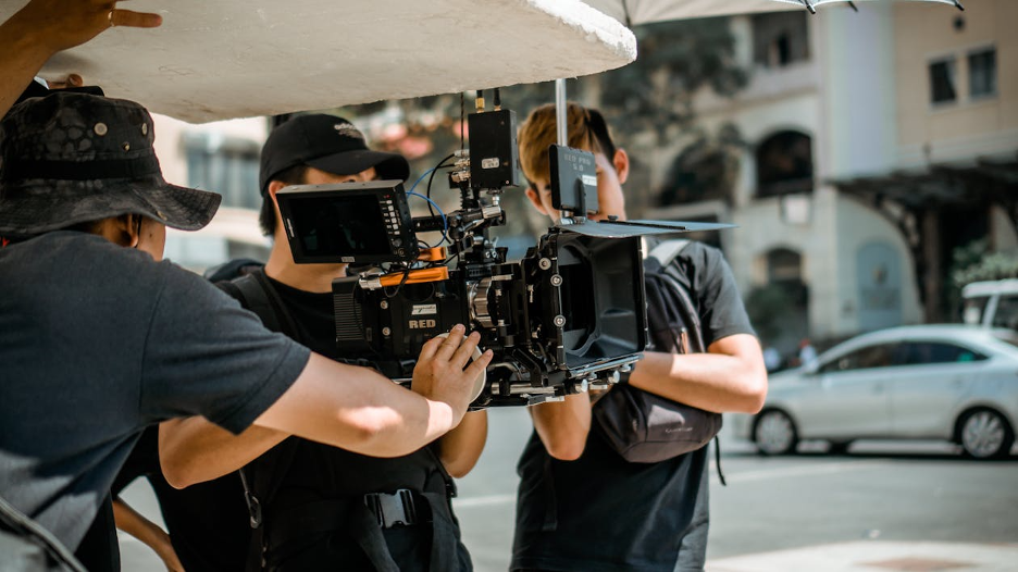 How Films Show Luck And Pressure