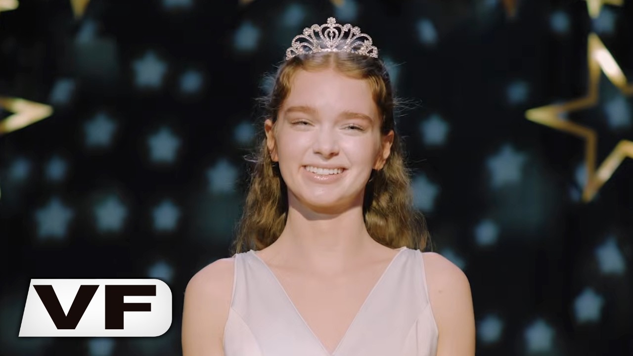 Image from a Carrie trailer for Prime Video's eight-episode Stephen King series starring Summer H. Howell